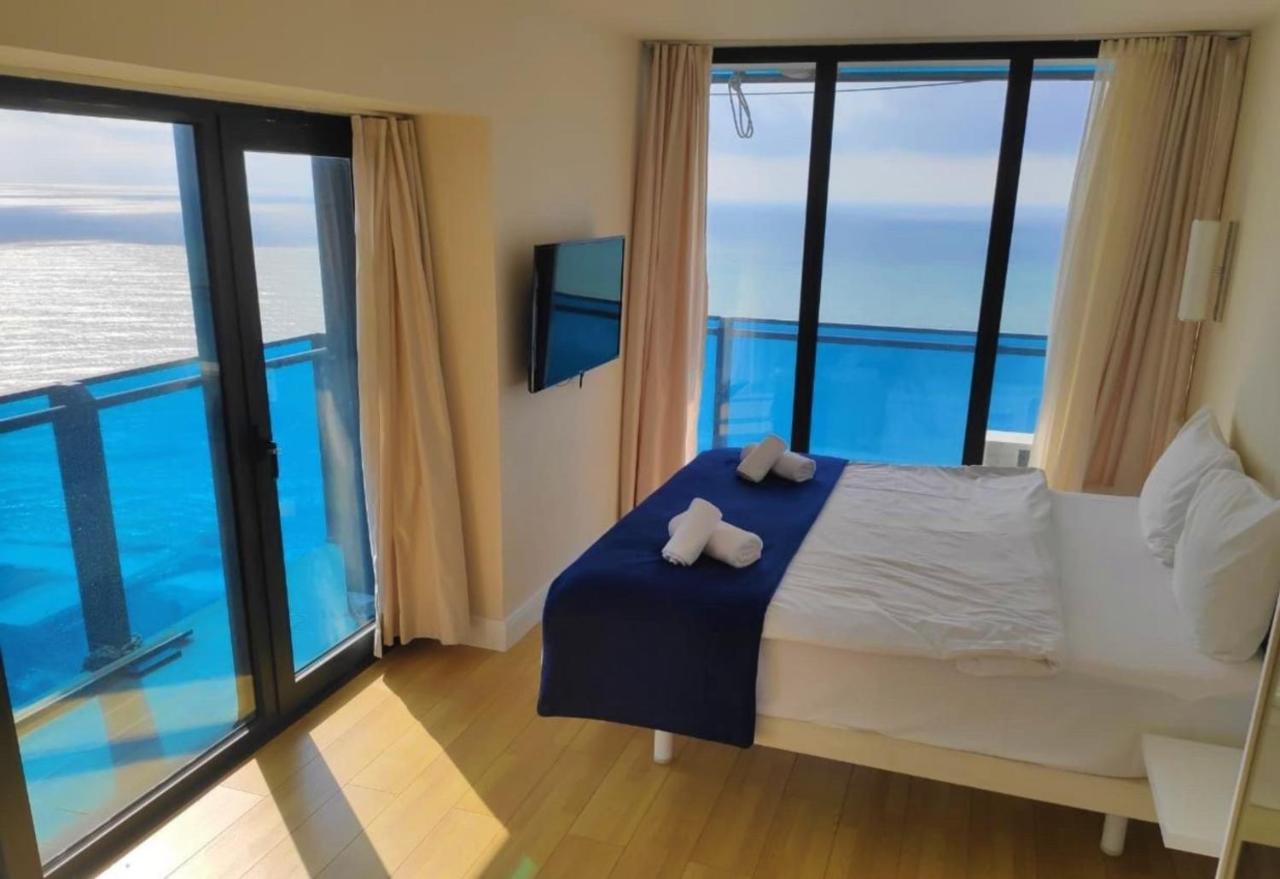 באטומי Orbi City Sea View Apartments מראה חיצוני תמונה